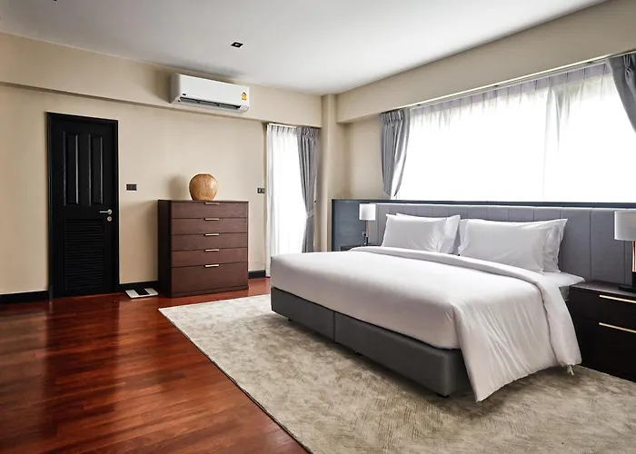 Floral Court Hotel & Residence Sukhumvit 13
