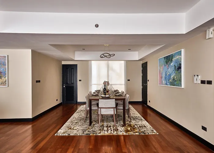 Floral Court Hotel & Residence Sukhumvit 13